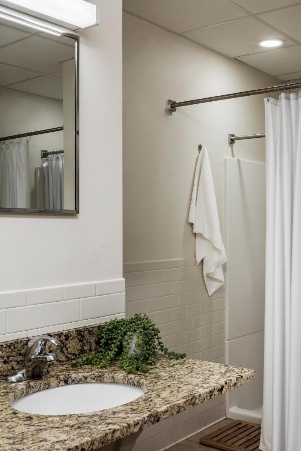 Boston Fenway Inn By Found Exterior photo